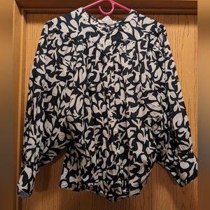 Danielle Kroll/Anthropologie black and white bird shirt 🕊️